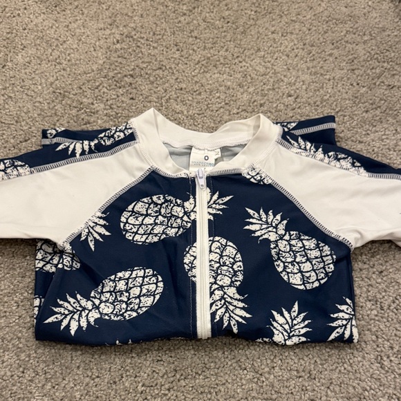 Snapper Rock Short-Sleeve Rash Guard Suit - Picture 4 of 6